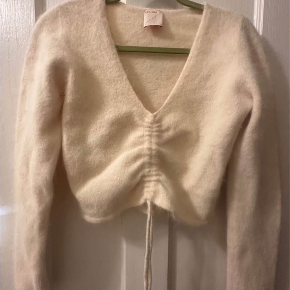 Cream V-Neck Ruched Sweater